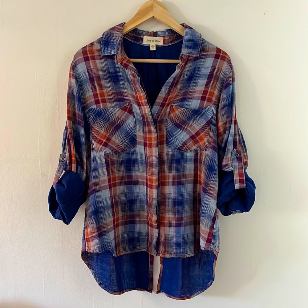 **SOLD** Cloth & Stone Plaid Gauze Split Back Buttondown